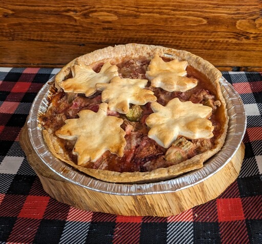 Tarte aux fraises et rhubarbe du Domaine